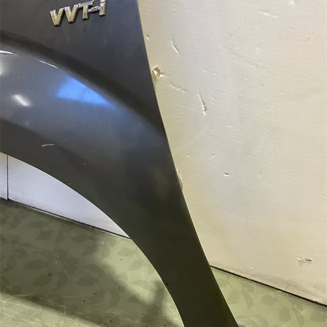 Parafango anteriore sinistro