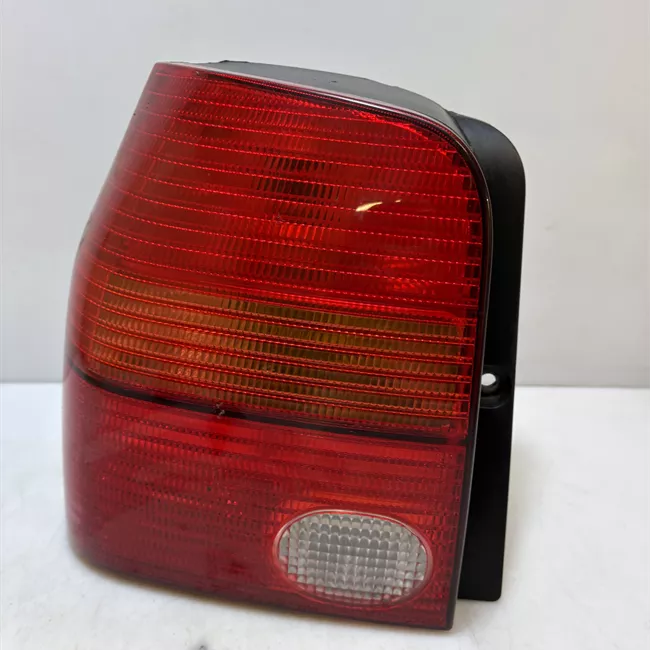 Fanale posteriore sinistro