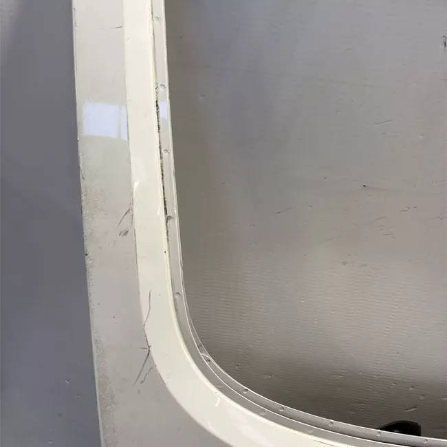 Porta anteriore destra