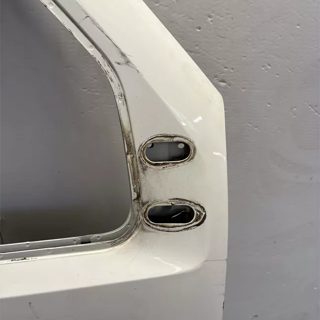 Porta anteriore destra