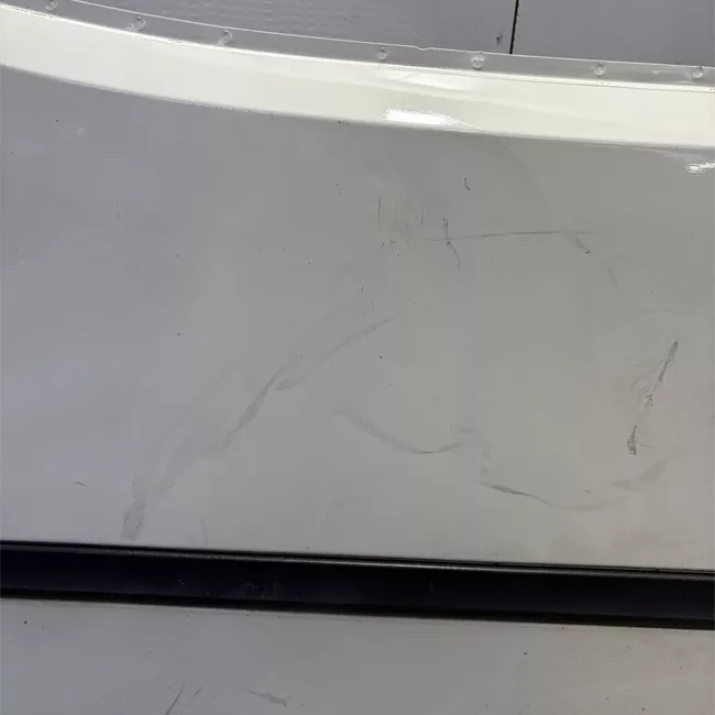 Porta anteriore destra