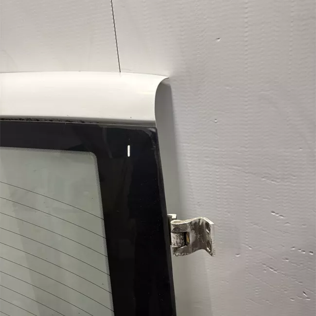 Porta carico posteriore a battente destra rata