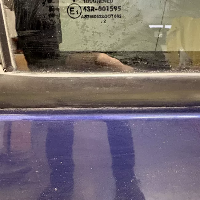 Porta posteriore destra