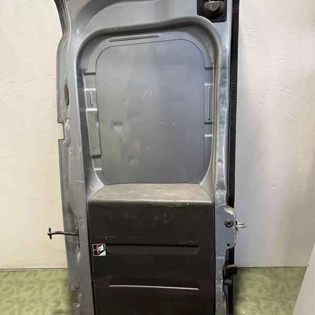 Porta carico posteriore a battente destra Lamierata
