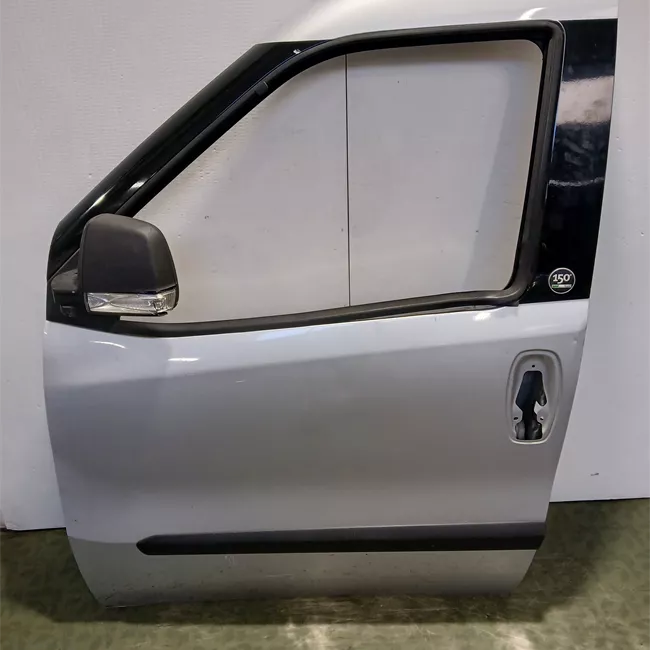 Porta anteriore sinistra