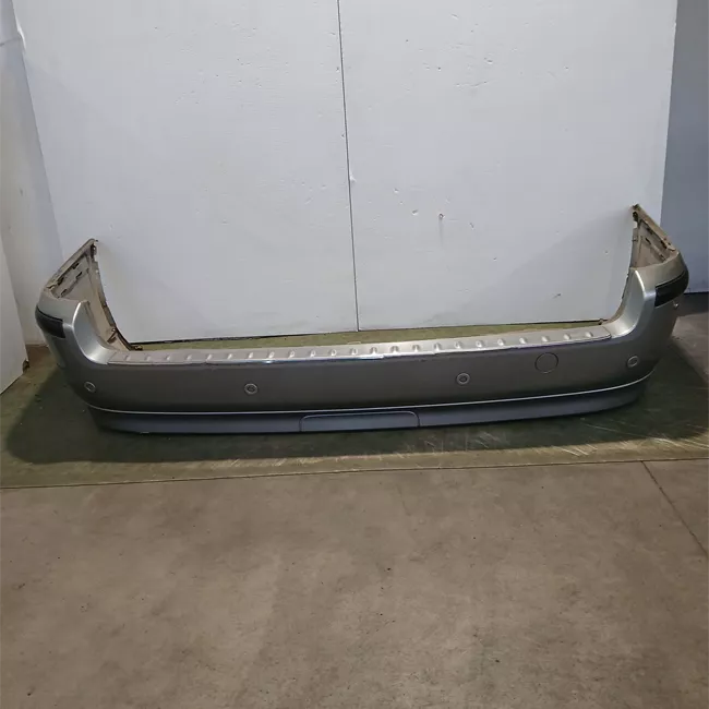 Paraurti posteriore con sensore parcheggio