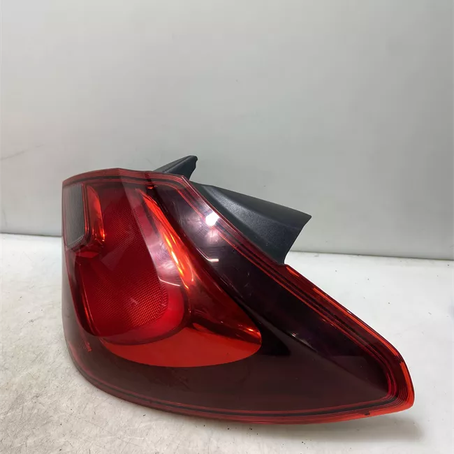 Fanale posteriore parte esterno destro