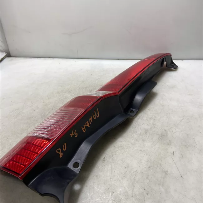 Fanale posteriore sinistro 11/04<