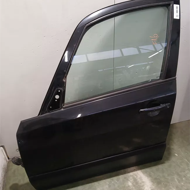 Porta anteriore sinistra