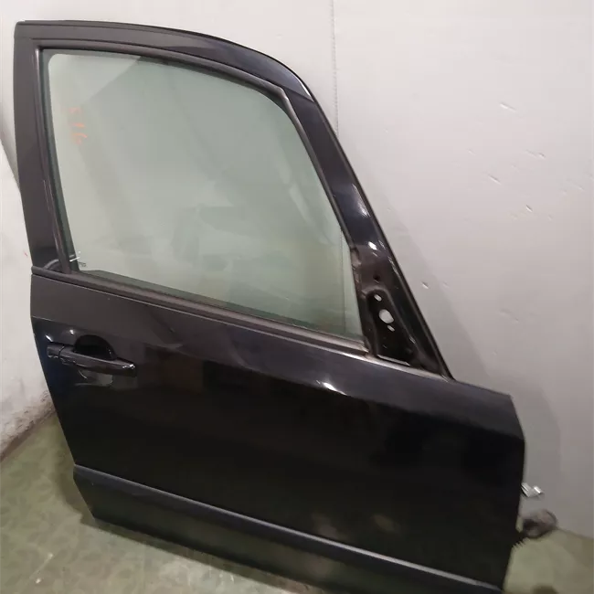 Porta anteriore sinistra