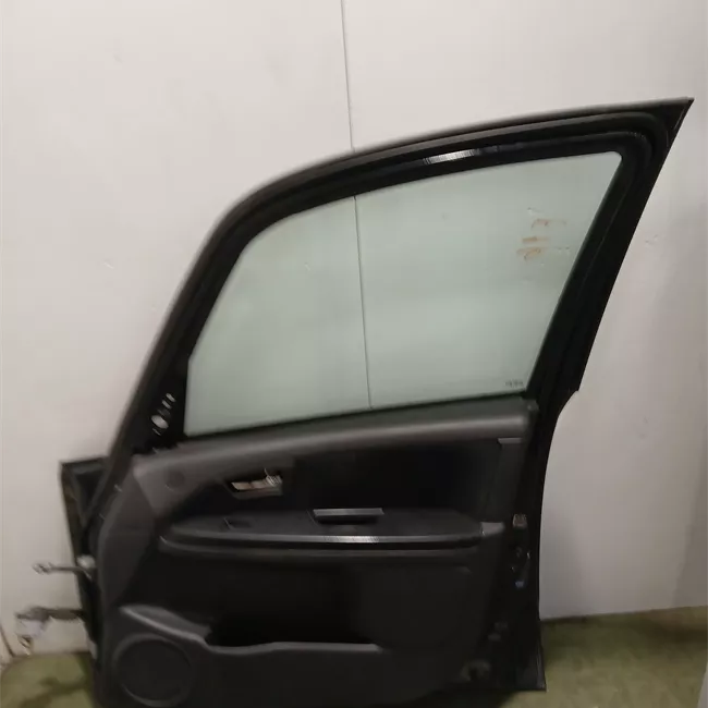 Porta anteriore sinistra