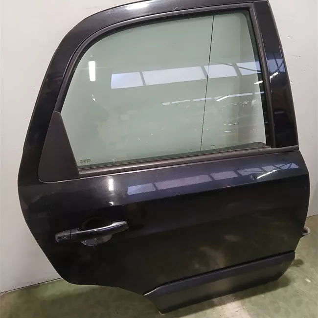 Porta posteriore destra