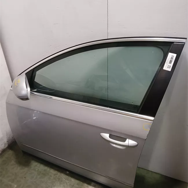 Porta anteriore sinistra