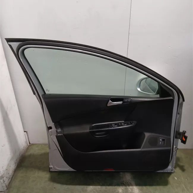 Porta anteriore sinistra