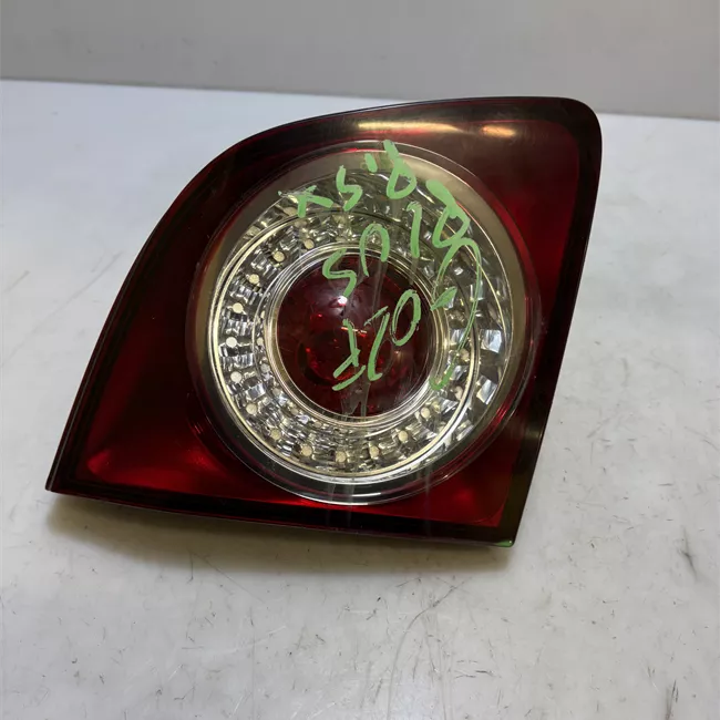 Fanale posteriore parte interno sinistro VALEO