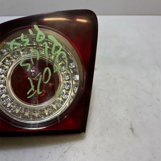 Fanale posteriore parte interno sinistro VALEO