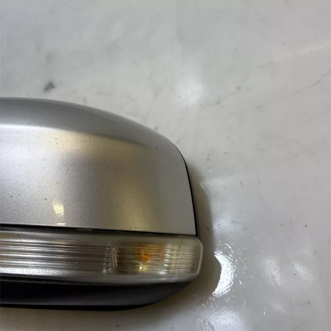 Retrovisore esterno regolazione elettrica sinistro con luce orientamento