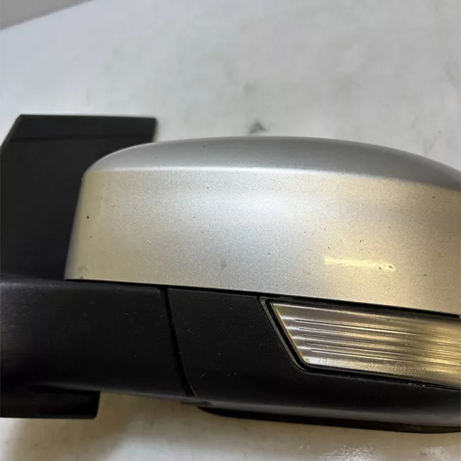 Retrovisore esterno regolazione elettrica sinistro con luce orientamento