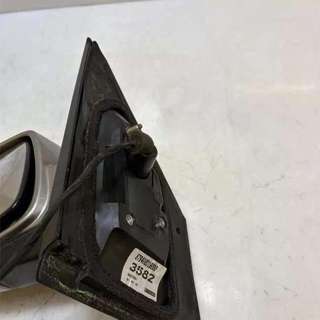 Retrovisore esterno sinistro Elettrico