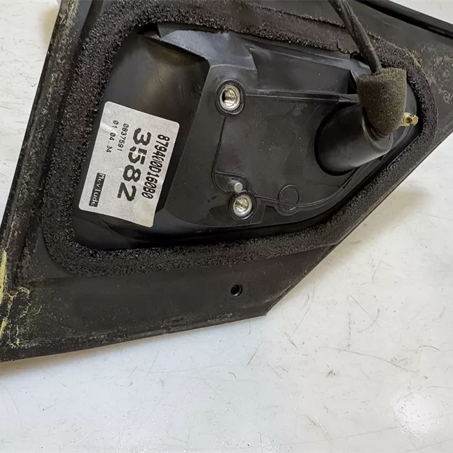 Retrovisore esterno sinistro Elettrico