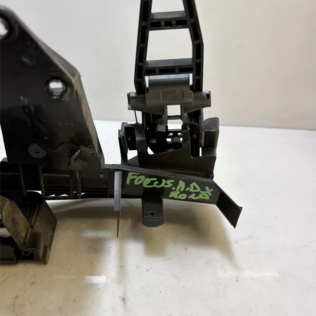 Serratura porta anteriore destra con sistema chiusura centrale