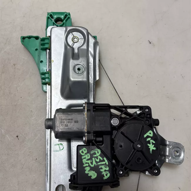 Alzacristallo elettrico porta posteriore sinistro con motorino