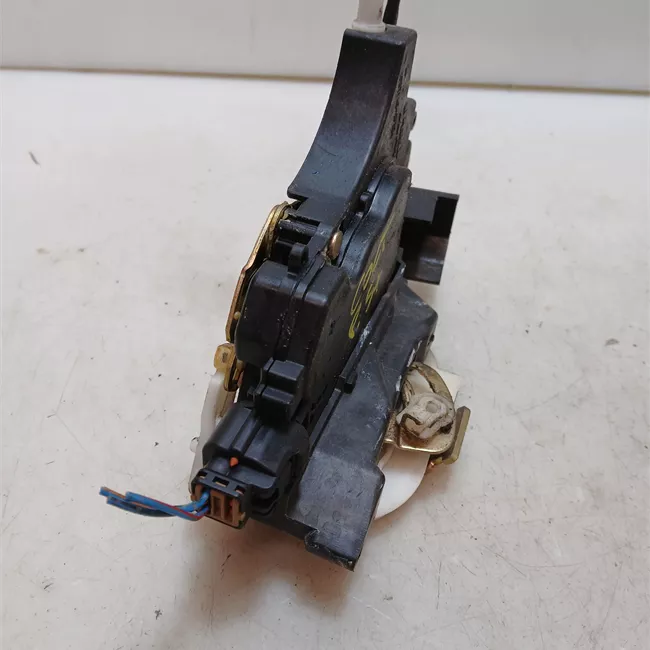 Serratura porta posteriore sinistra