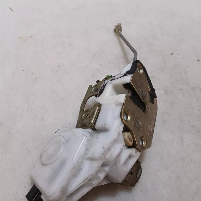 Serratura porta anteriore destra