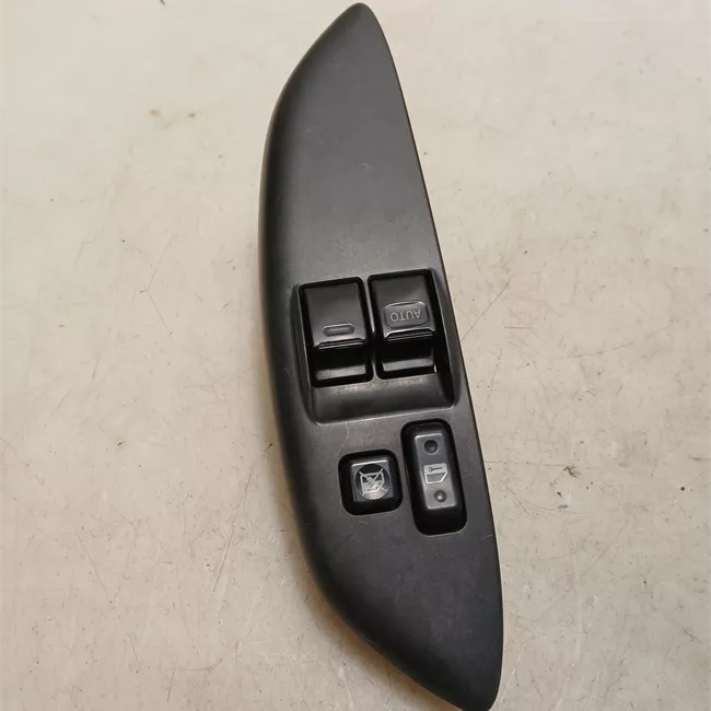 Interruttore alzacristalli porta anteriore sinistro