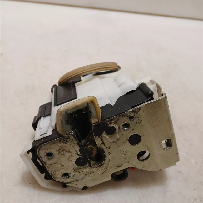 Serratura porta anteriore sinistra