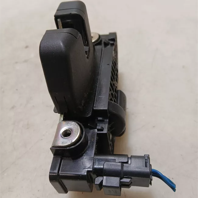 Serratura portello posteriore