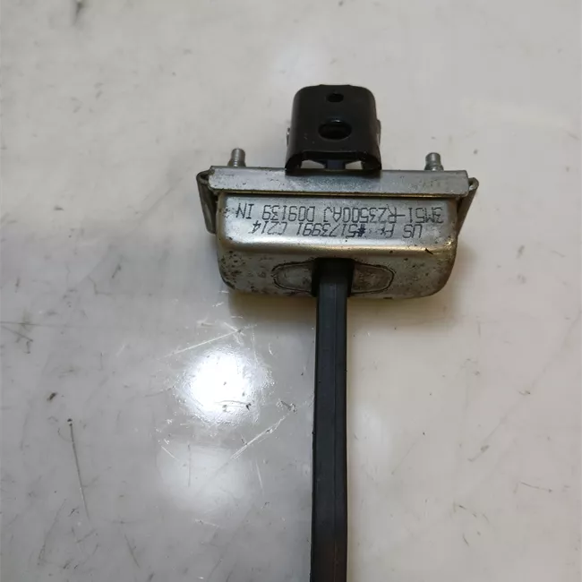 Fermo porta posteriore destro