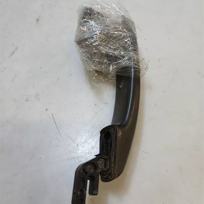 Maniglia porta anteriore destra primer