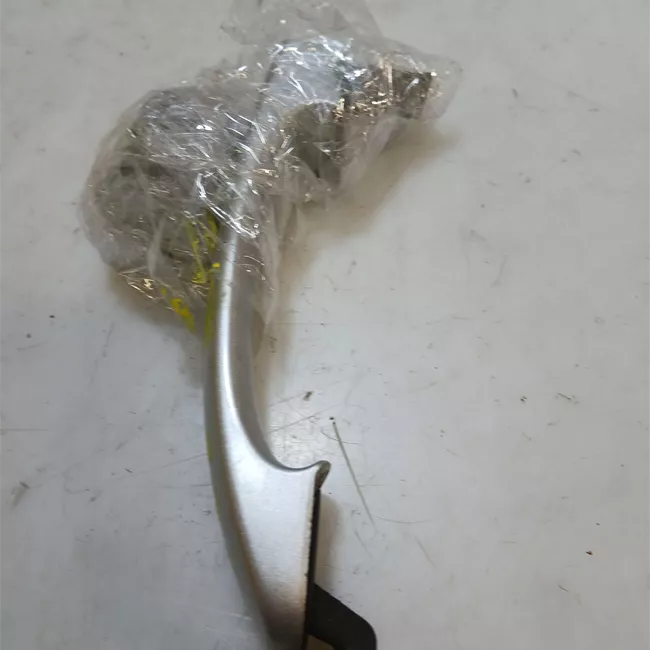 Maniglia porta posteriore destra