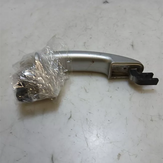 Maniglia porta anteriore destra primer