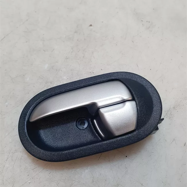 Maniglia interna apertura porta posteriore sinistra Argento