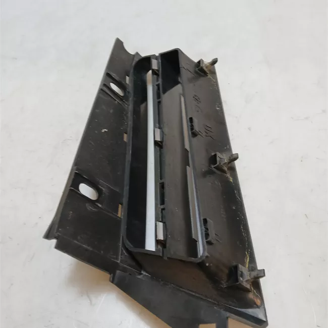 Griglia laterale destra