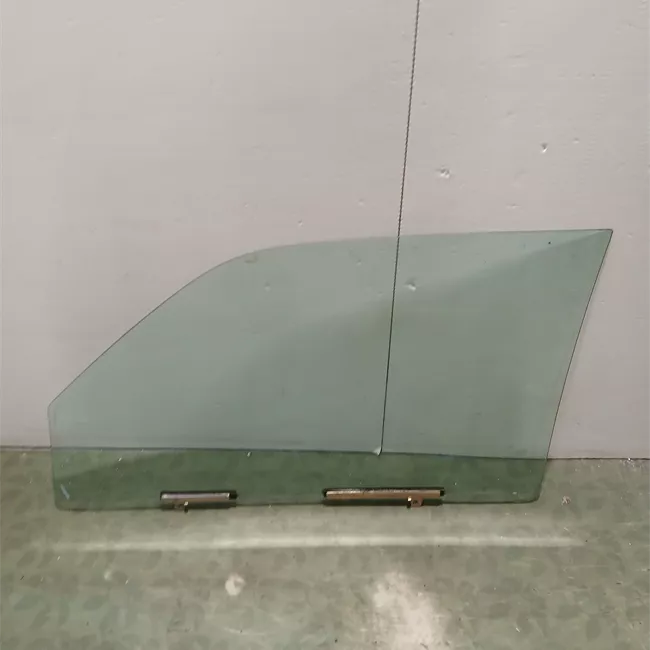 Scendente porta anteriore destro verde