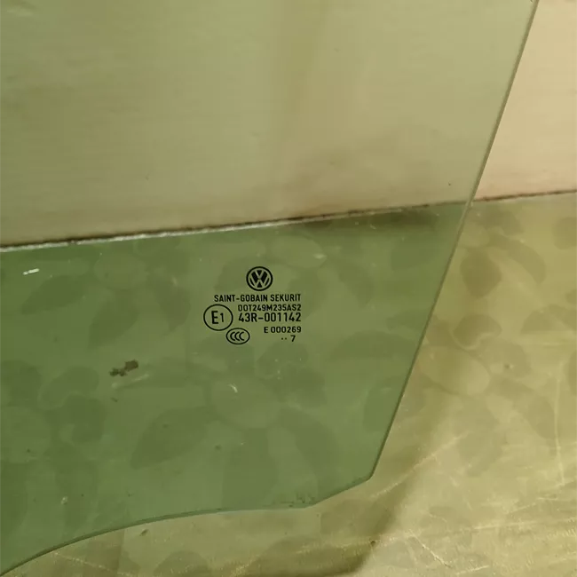 Scendente porta anteriore sinistro