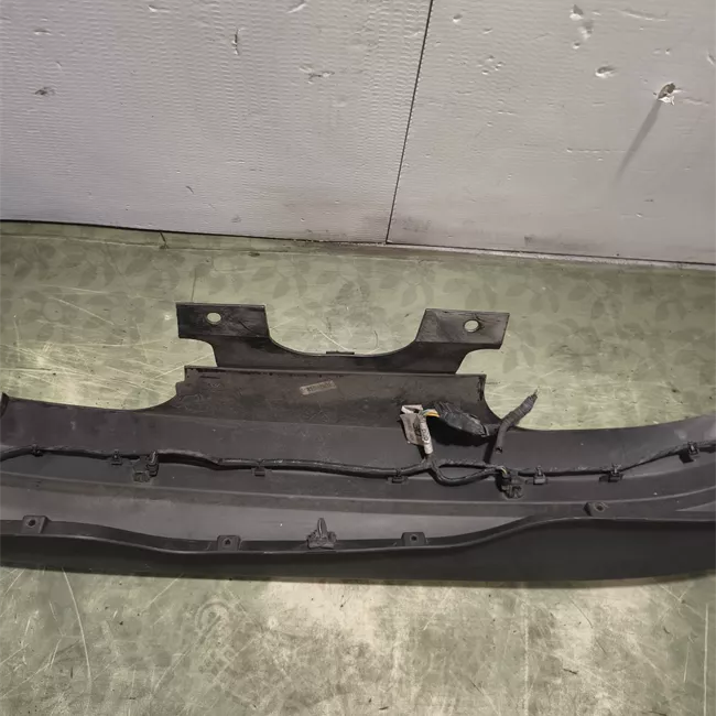 Paraurti posteriore centrale