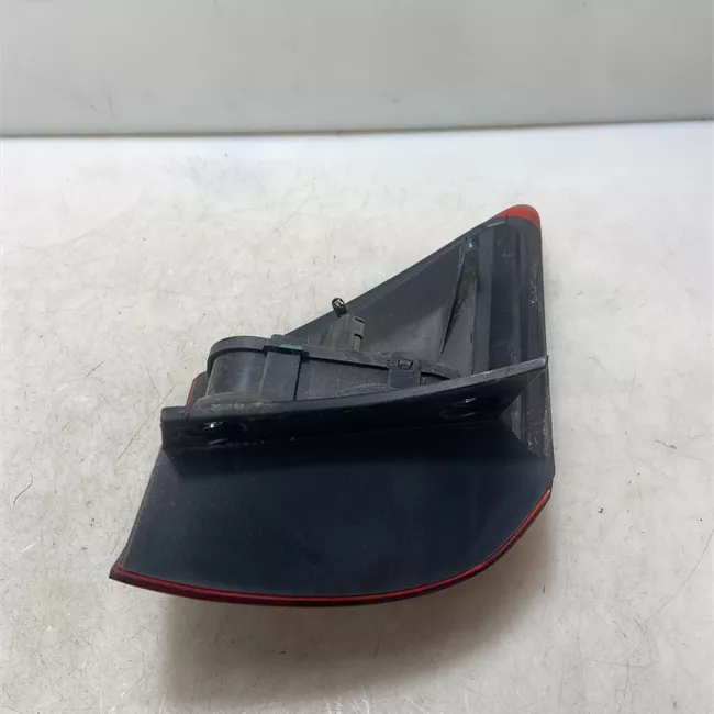 Fanale posteriore parte esterno destro