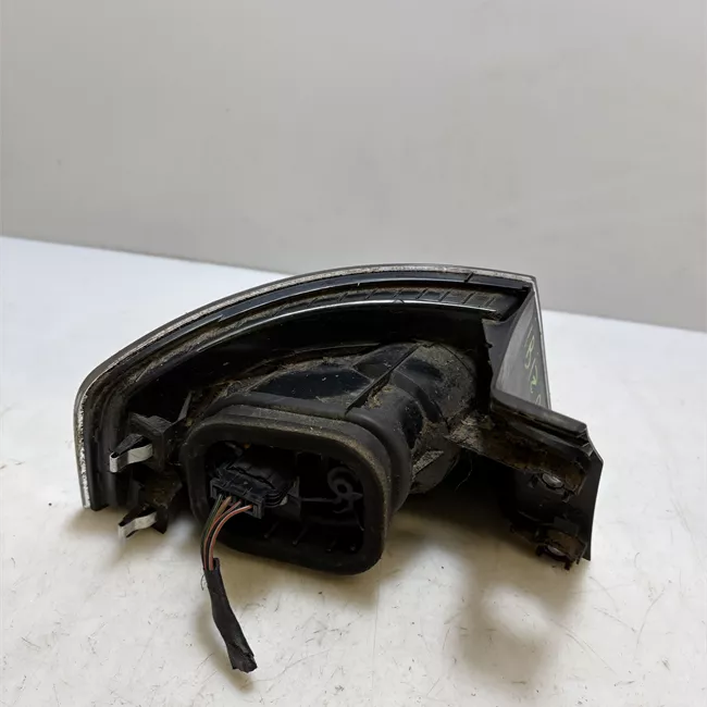 Fanale posteriore parte esterno destro