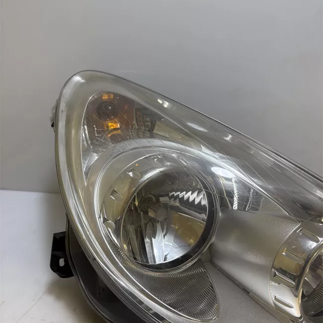 Proiettore destro Cromo