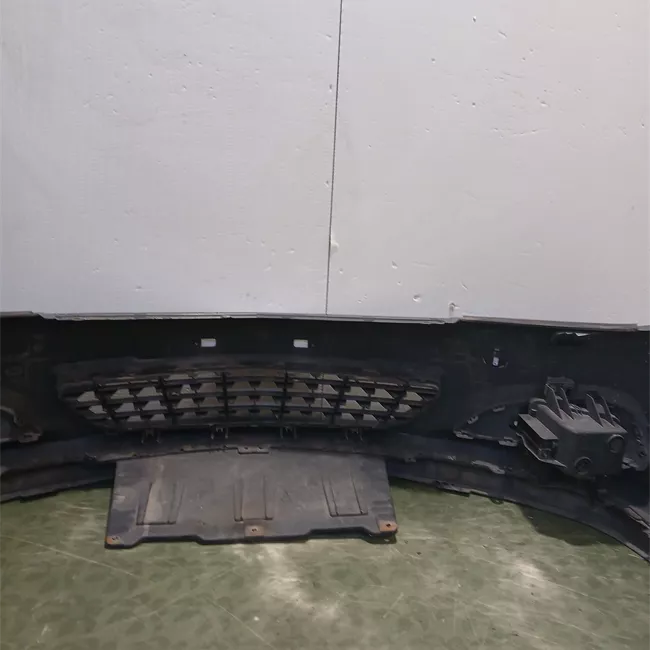 Paraurti anteriore lavaproiettori/fendinebbia primer