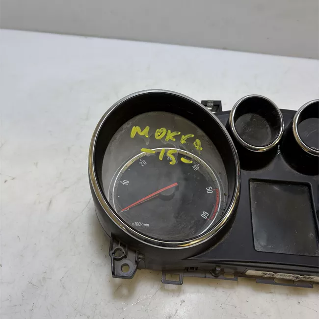 Quadro strumenti completo centr info guid monocro metric marrone