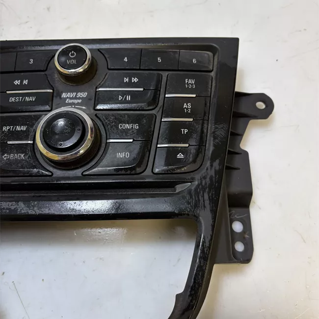 Blocco comandi autoradio con telefono nero