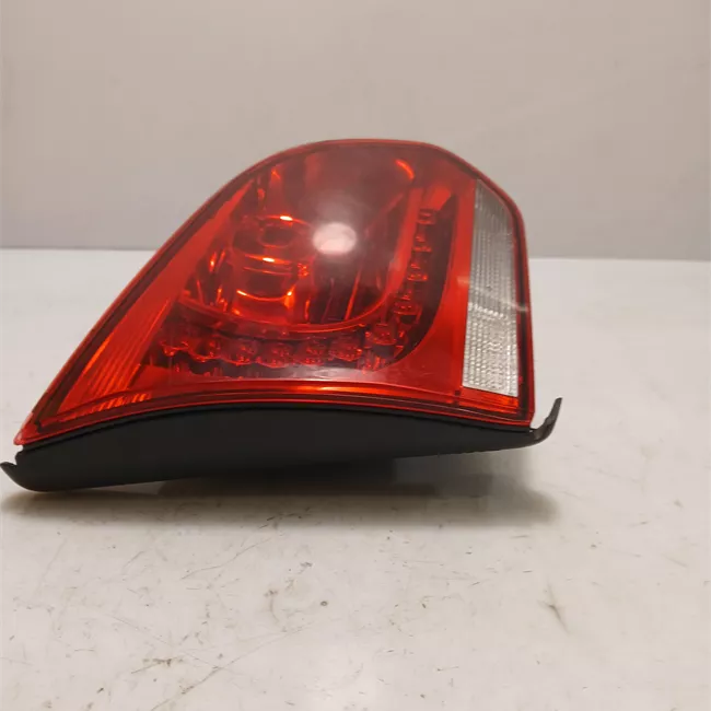 Fanale posteriore parte interno sinistro Led