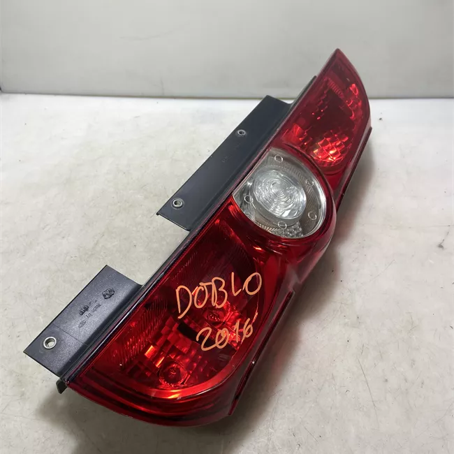 Fanale posteriore destro