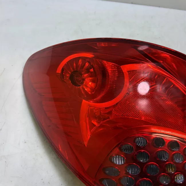 Fanale posteriore sinistro