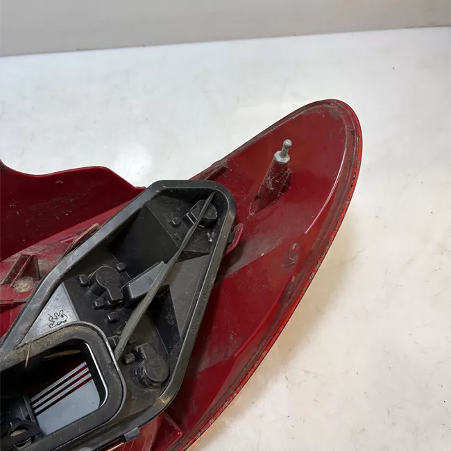 Fanale posteriore sinistro